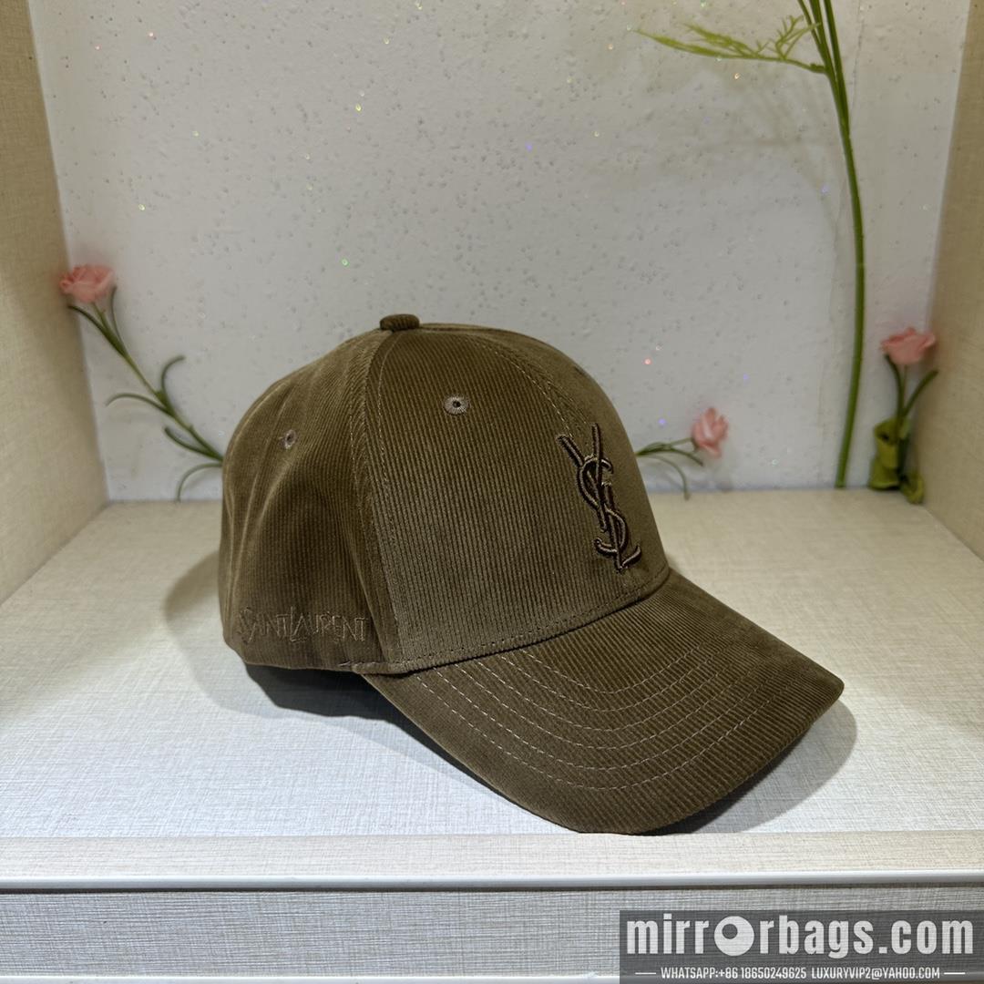 Replica YSL cap 080202
