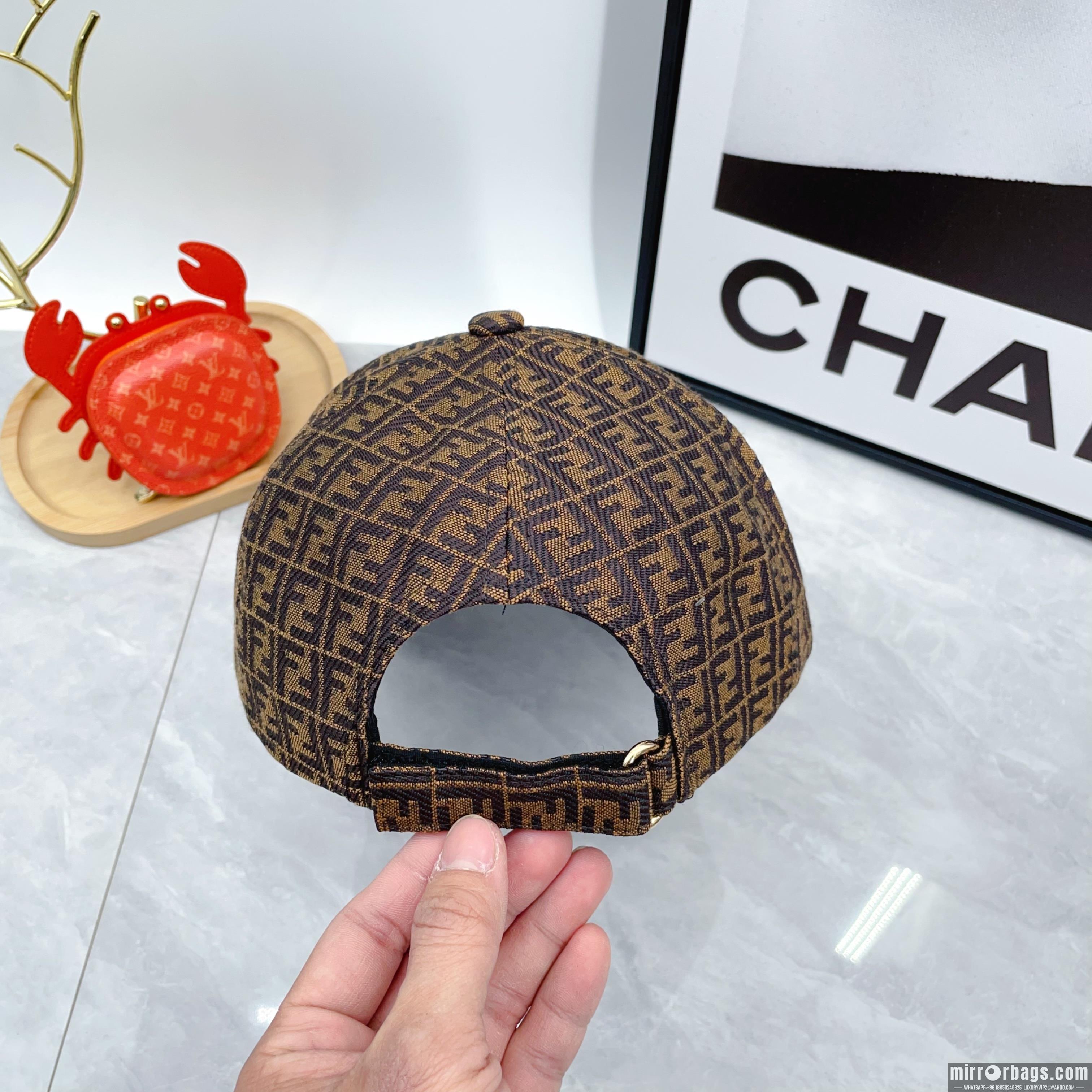 Replica Fendi cap dx64