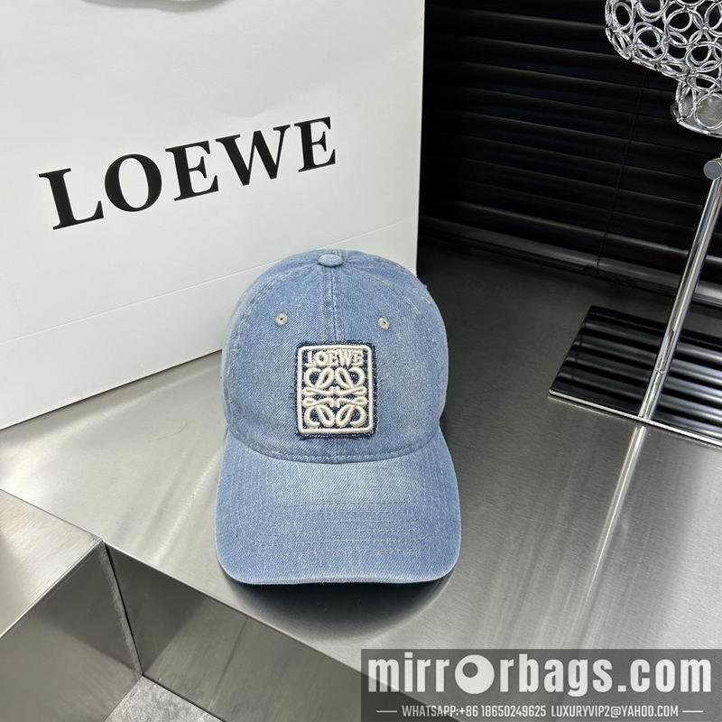 Replica Loewe cap dx05
