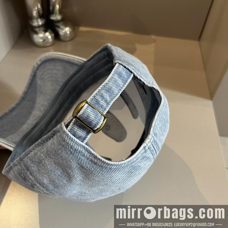 Replica Celine Cap dx37