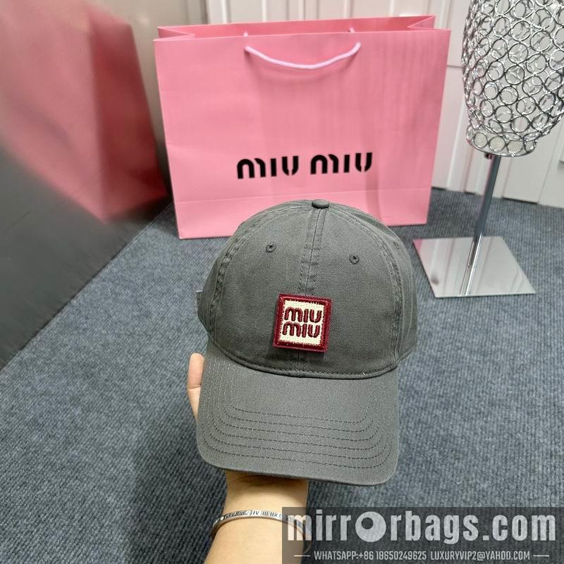 Replica Miumiu cap dx71