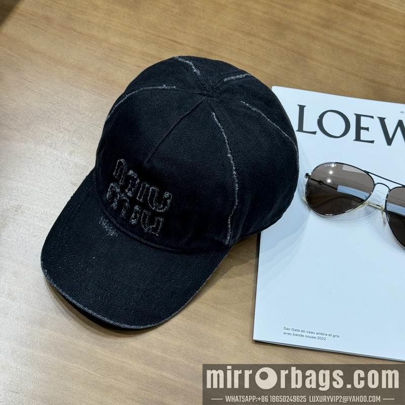 Replica Miumiu cap dx94