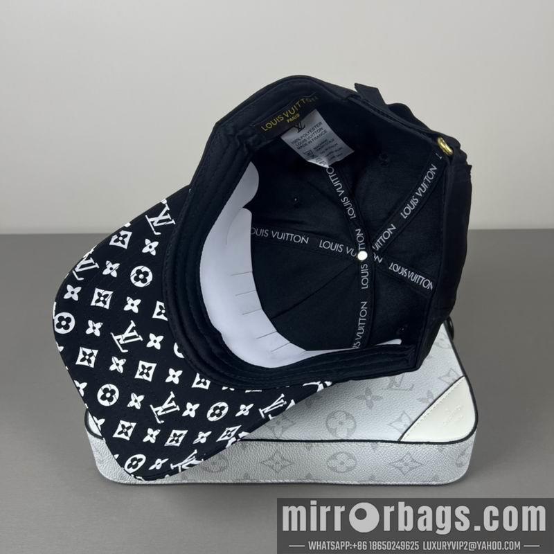 Replica LV cap dx06