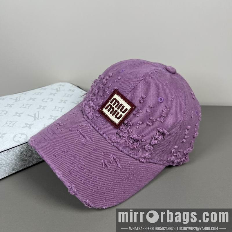 Replica Miumiu cap dx17