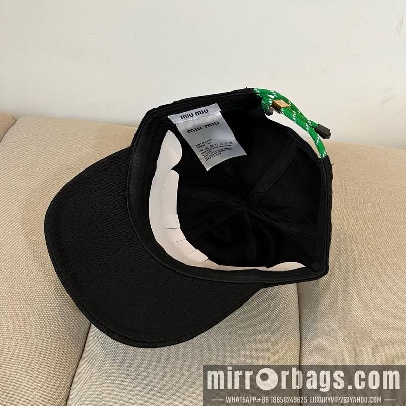 Replica Miumiu cap dx23