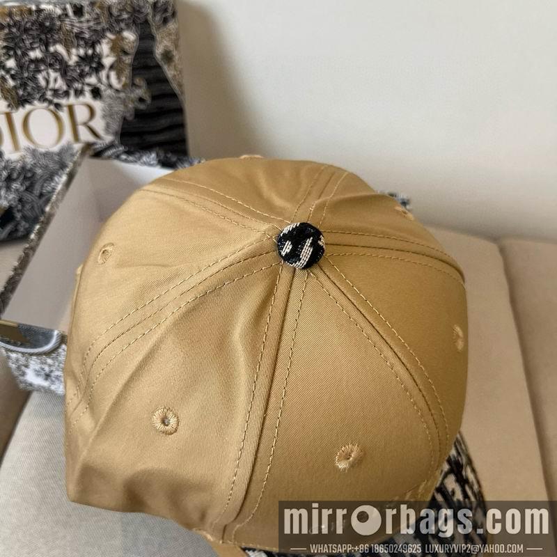 Replica Dior Hat dx18