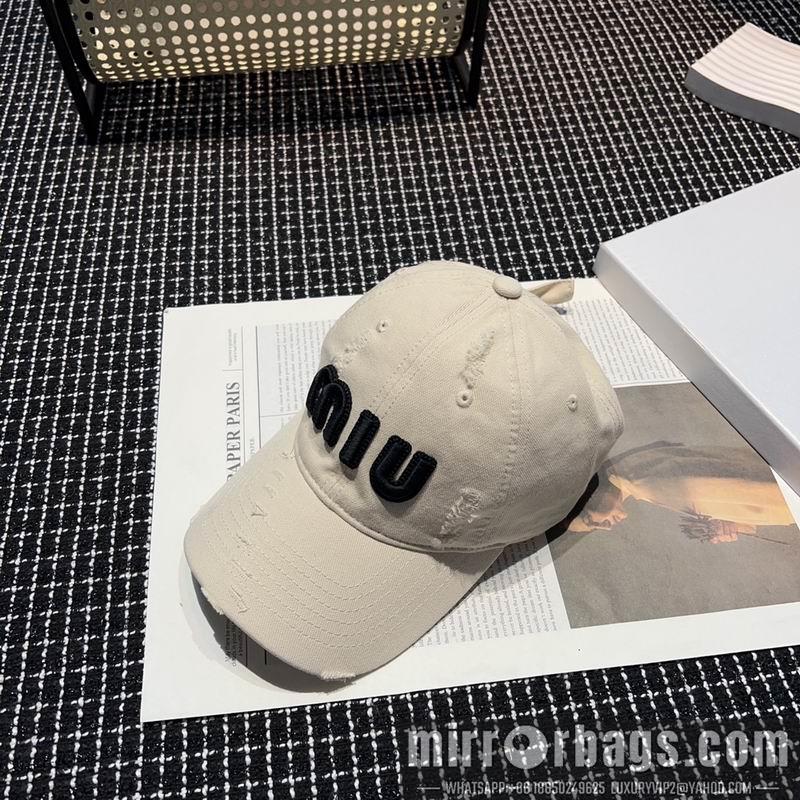 Replica Miumiu cap dx16