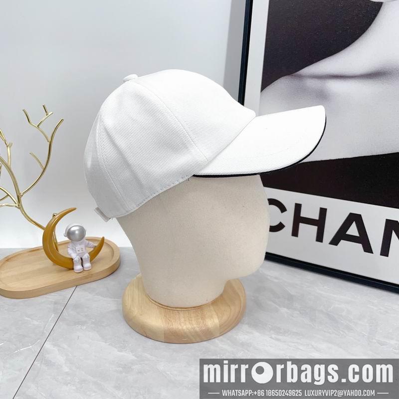 Replica Chanel cap dx39