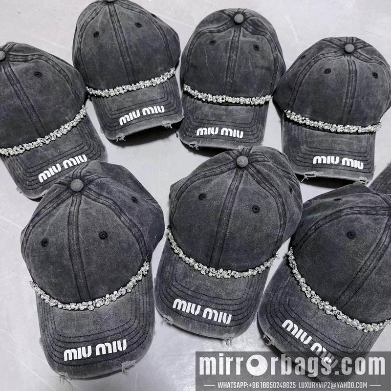 Replica Miumiu cap dx26