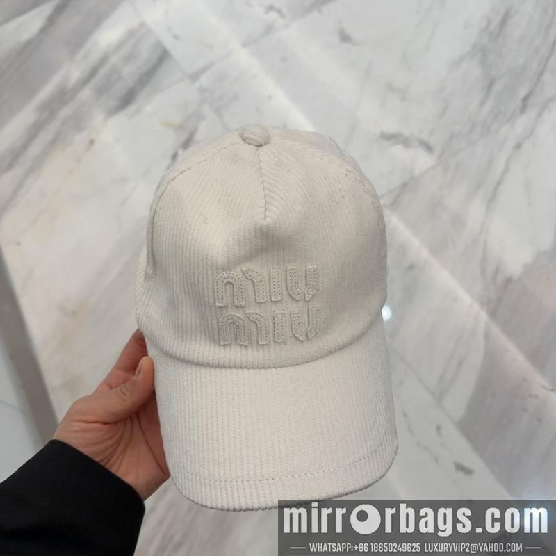 Replica Miumiu Cap dx37
