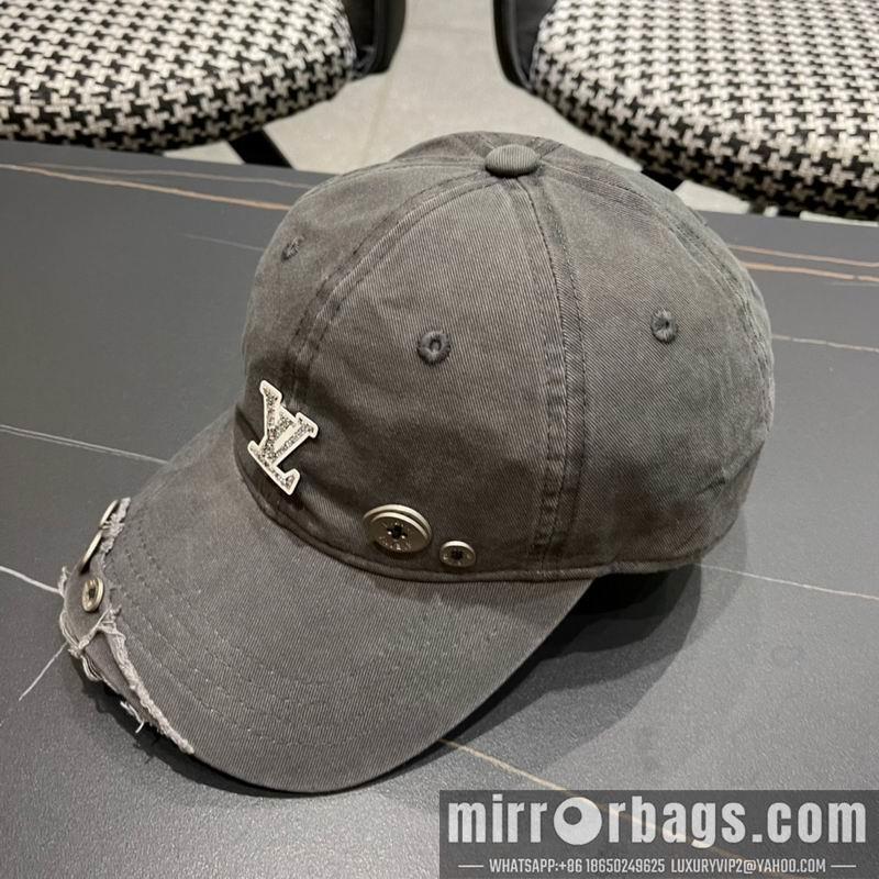Replica LV cap 102802
