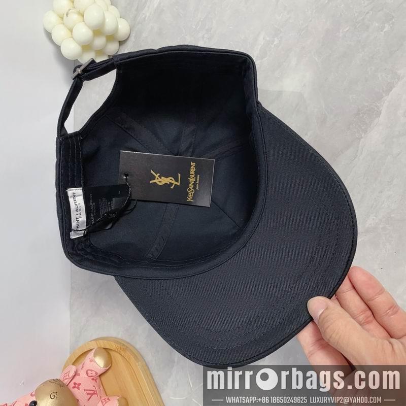 Replica YSL cap dx18