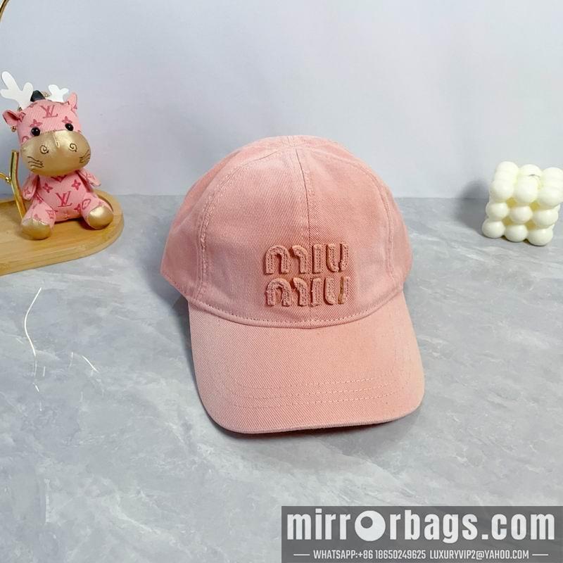 Replica Miumiu cap dx64