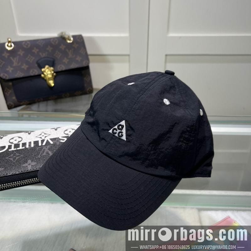 Replica Other cap dx17
