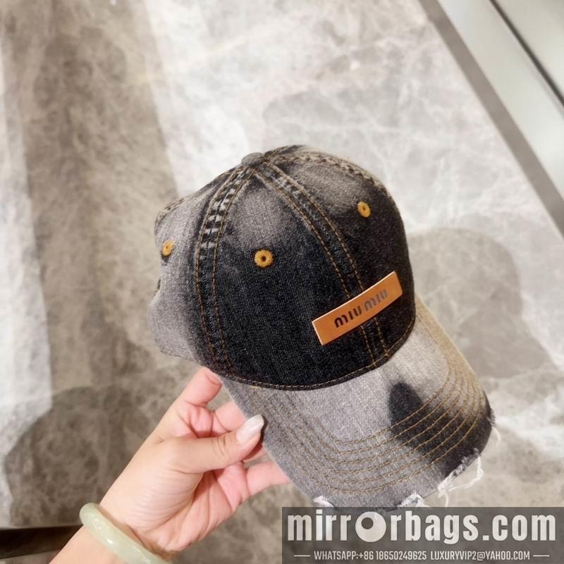 Replica Miumiu cap 090602