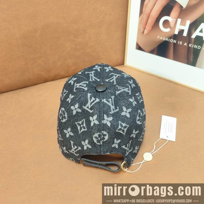 Replica LV cap dx84