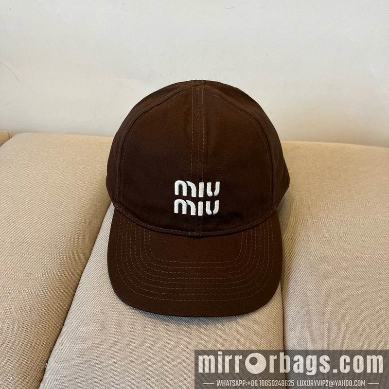Replica Miumiu Cap dx32