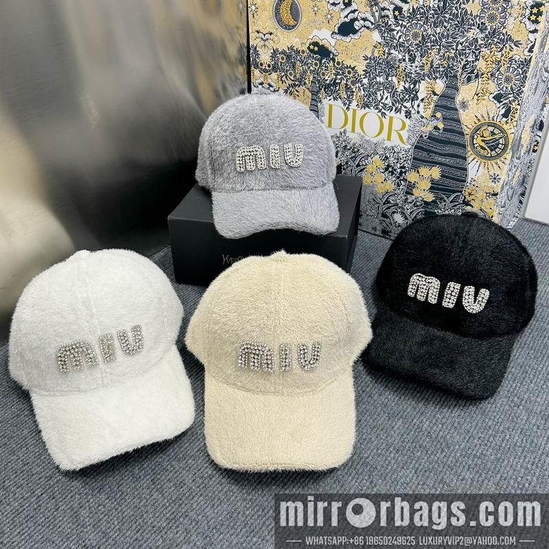 Replica Miumiu cap dx93