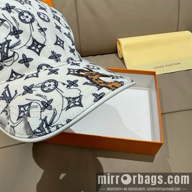 Replica LV cap dx118