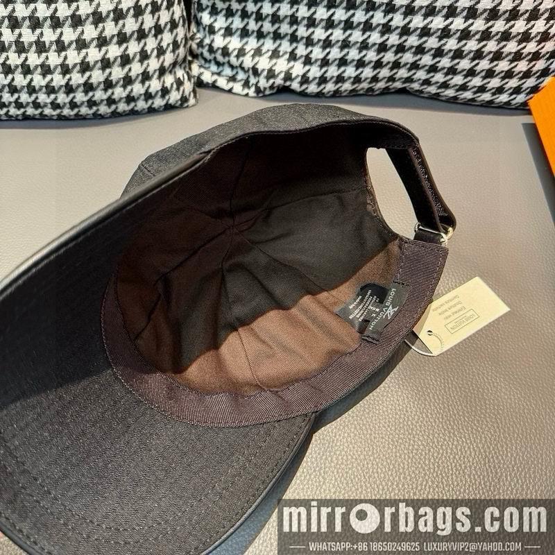 Replica LV Hat 091402