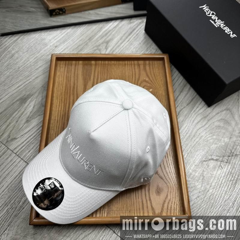 Replica YSL Hat 042704