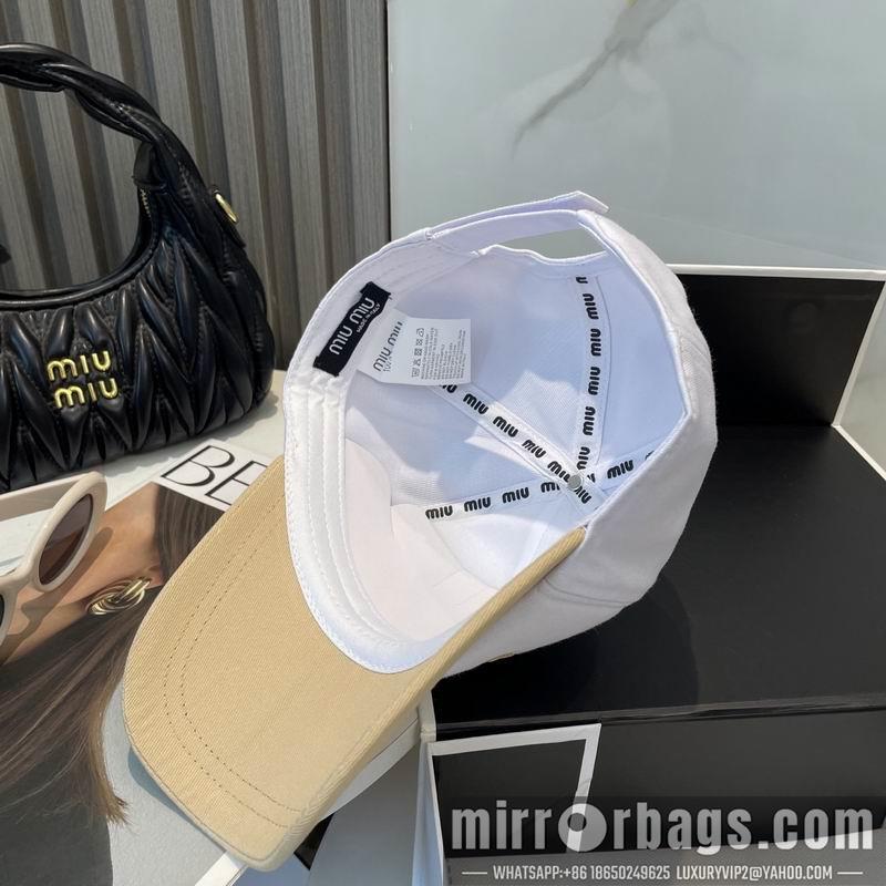 Replica Miumiu Cap dx31