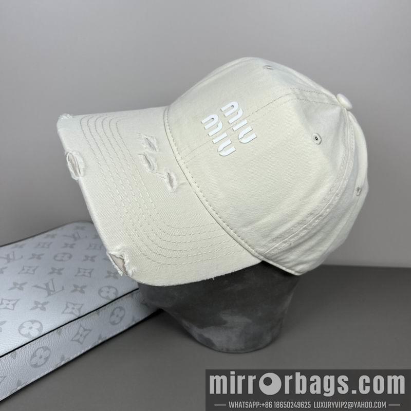 Replica Miumiu cap dx44
