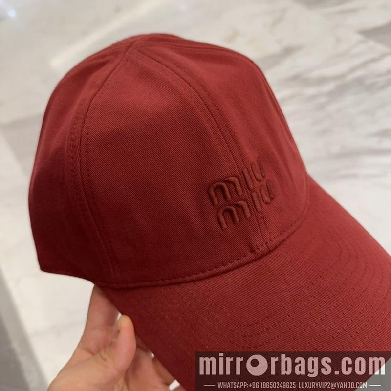 Replica Miumiu Cap dx35
