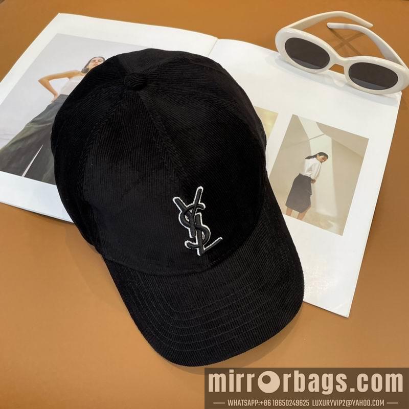 Replica YSL cap dx26