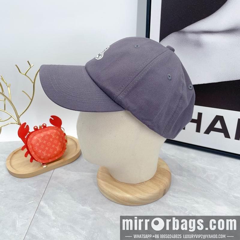Replica Vivienne Westwood cap dx03