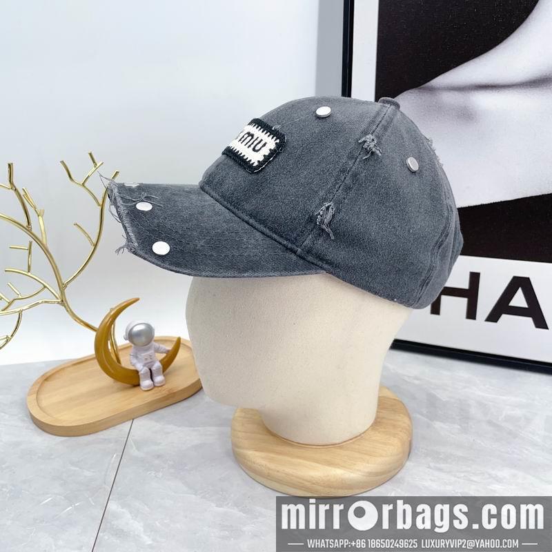Replica Miumiu cap dx22