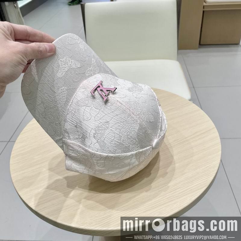 Replica LV cap 041402