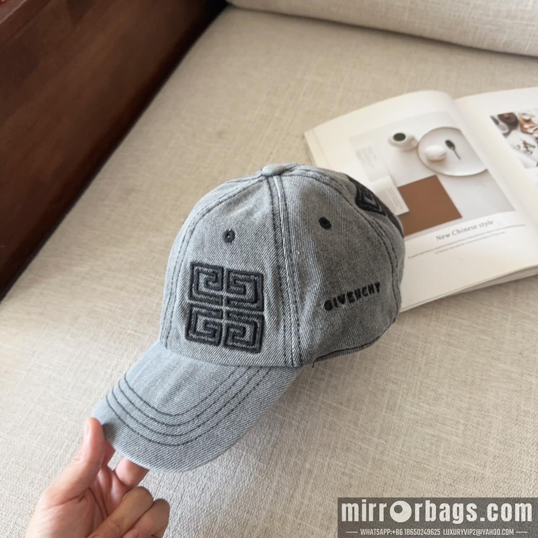 Replica Givenchy Hat dx07