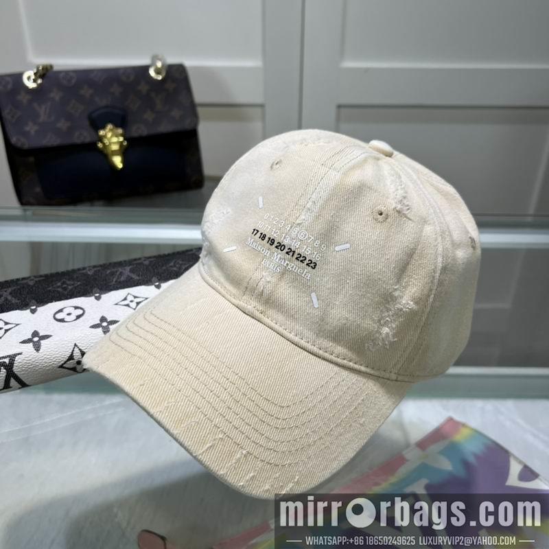Replica Other cap dx01