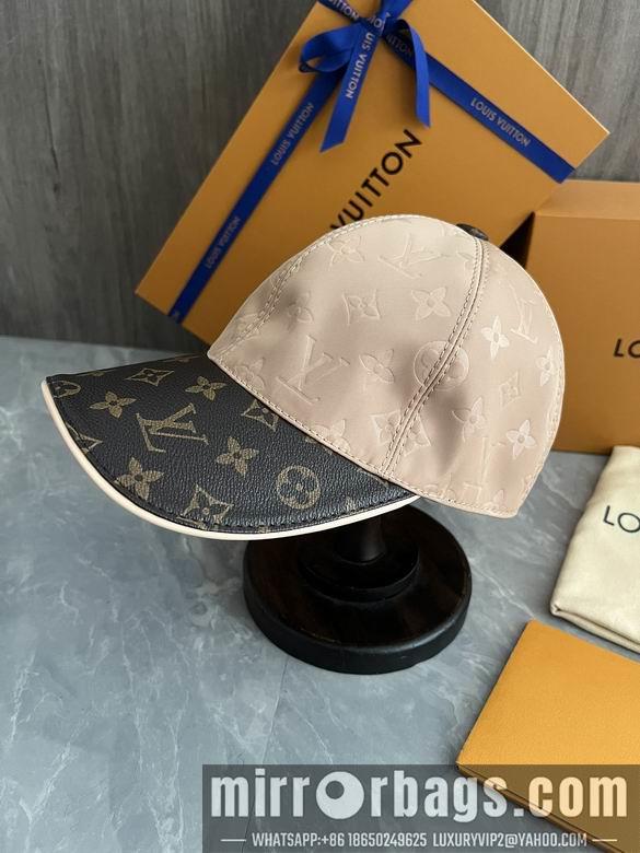 Replica LV Cap dxn04