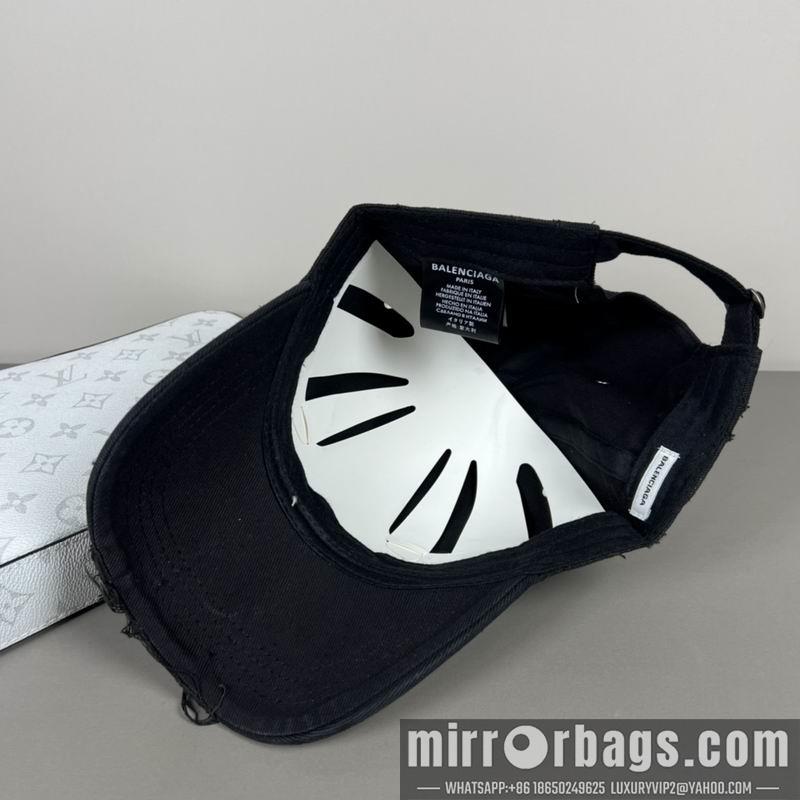 Replica Balenciaga cap dx40
