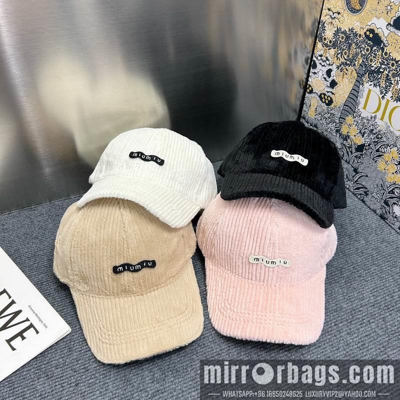 Replica Miumiu cap dx78