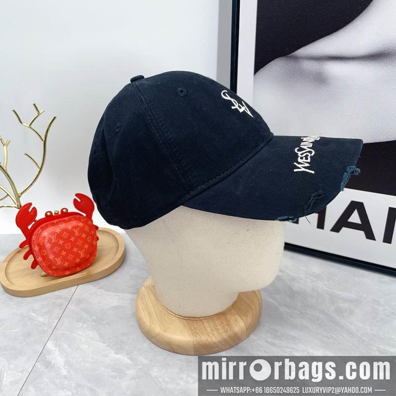 Replica YSL cap dx32