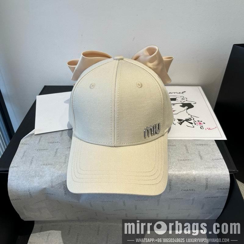 Replica Miumiu cap dx06