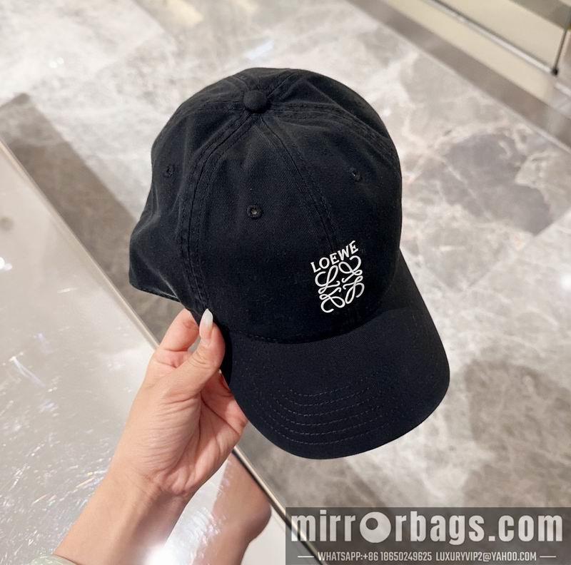Replica Loewe cap dx56