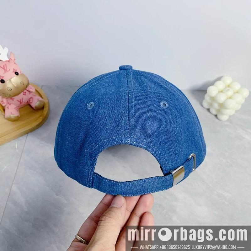 Replica Miumiu cap dx38