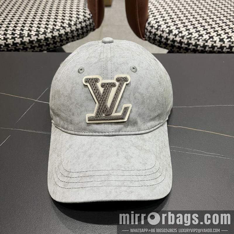 Replica LV Hat 040204