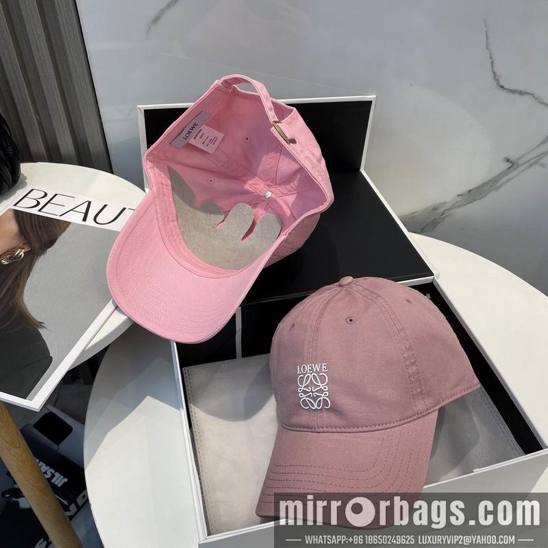 Replica Loewe cap dx49
