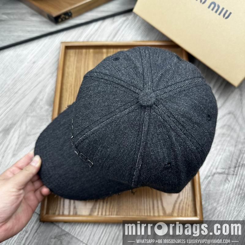 Replica Miumiu cap dx63