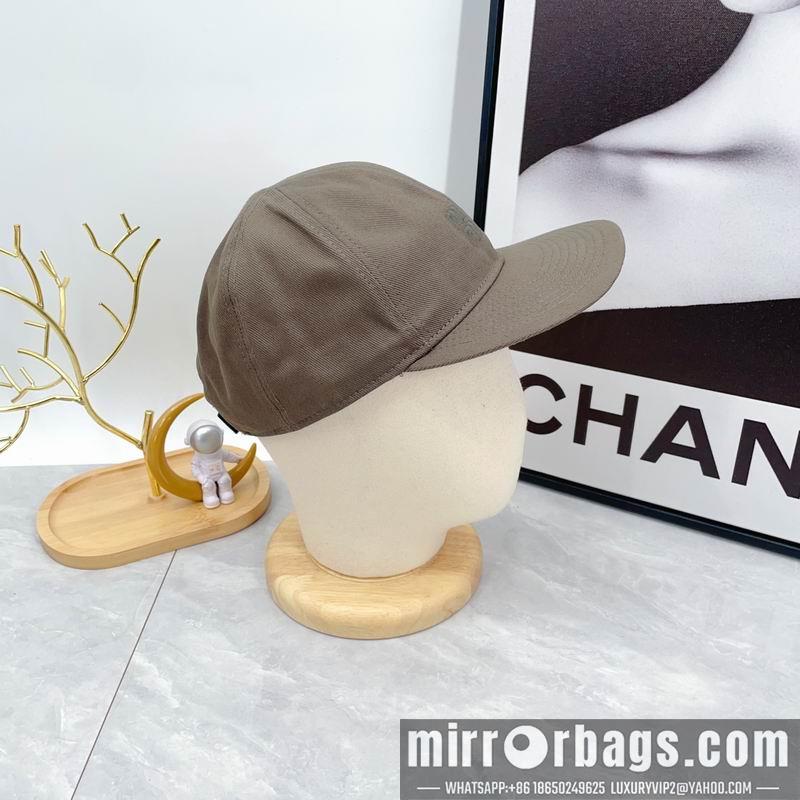 Replica Miumiu cap dx07