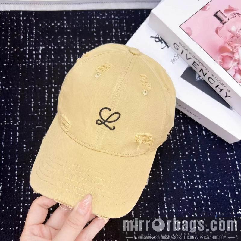 Replica Loewe cap dx18