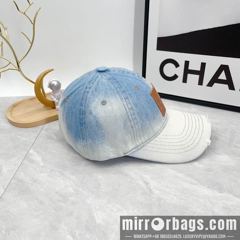 Replica Loewe cap dx48