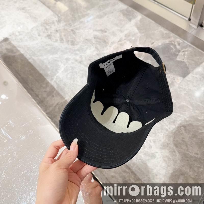 Replica Loewe cap dx56