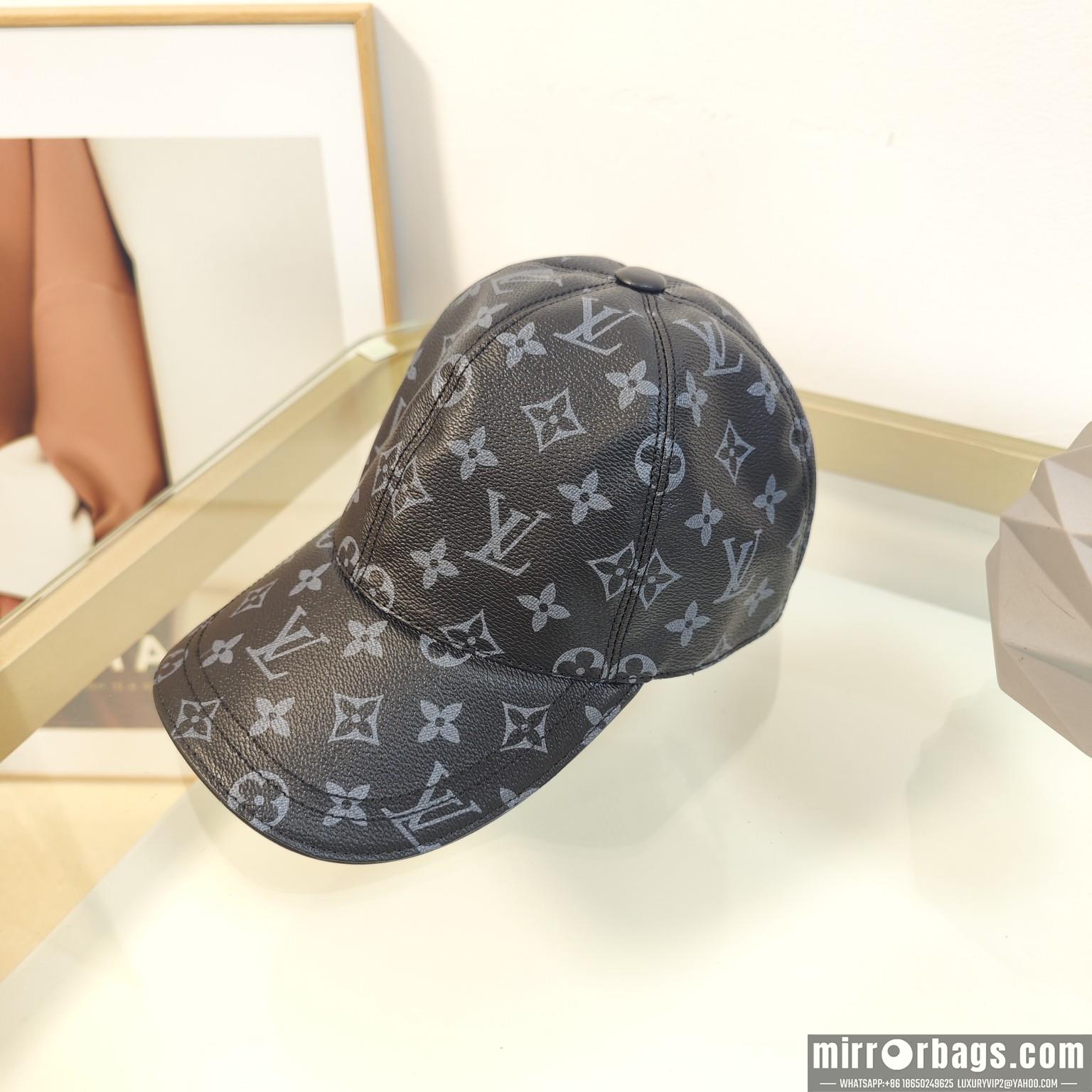 Replica LV cap dx121