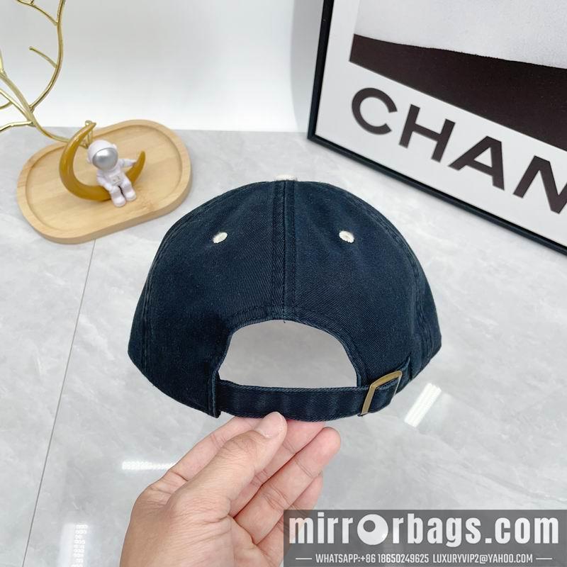 Replica Miumiu cap dx28